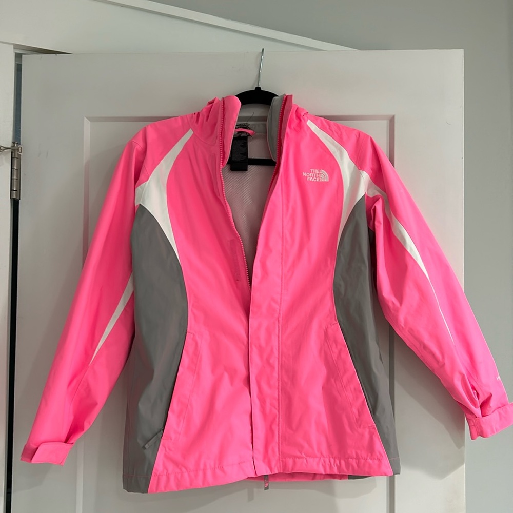 ⛰️The North Face Gem Pink Mountain Triclimate Jacket Youth M